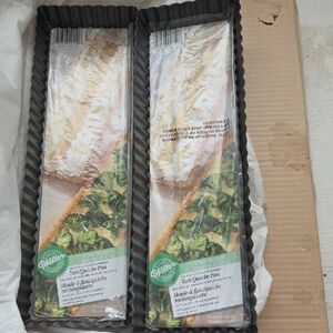 Wilton Fluted Tart Pan Set with Black Finish